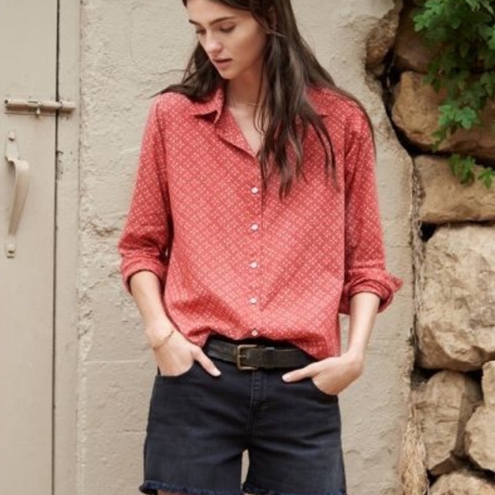 VELVET BY GRAHAM & SPENCER EMERY PRINTED COTTON BUTTON-UP SHIRT RED